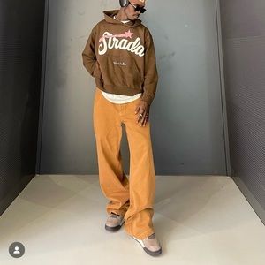 Meet your Posher, Lester